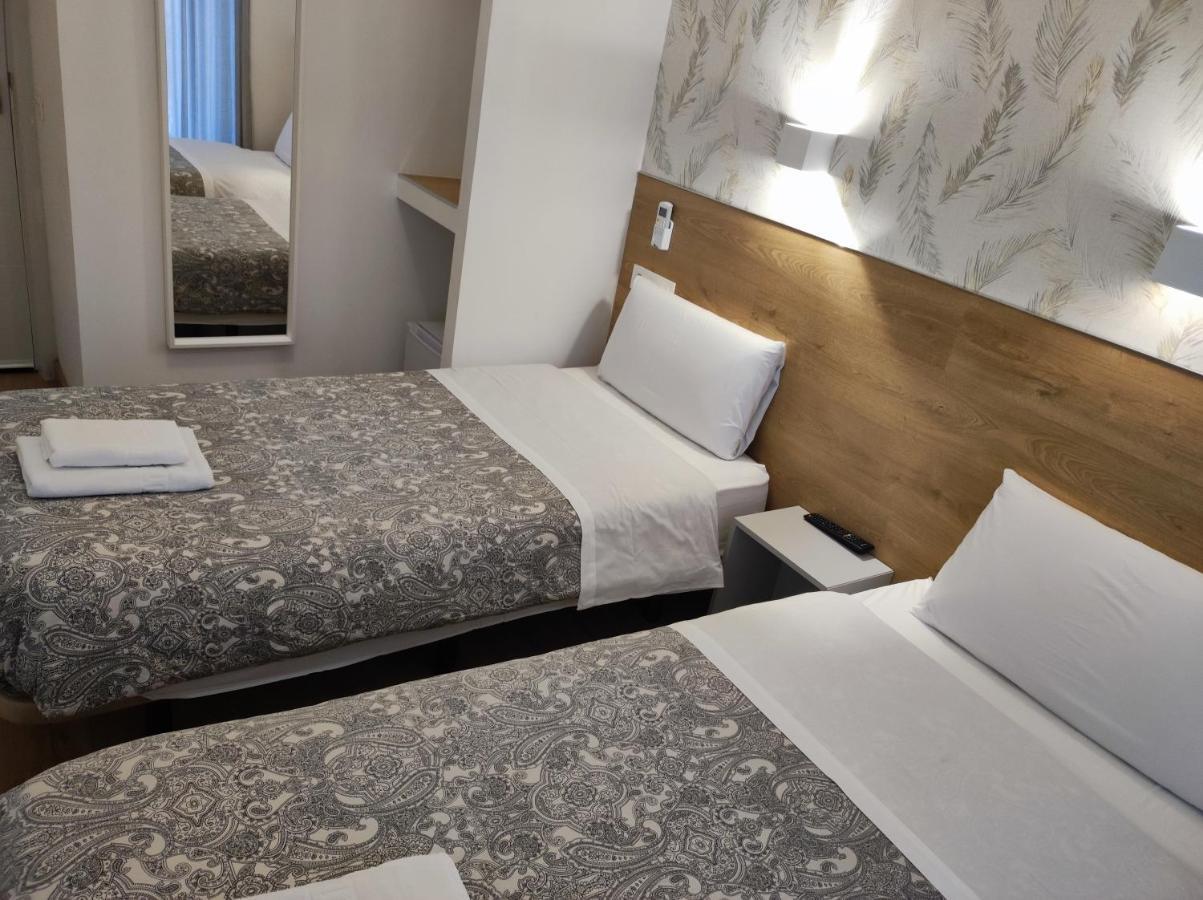 Hostal Esparteros مدريد المظهر الخارجي الصورة