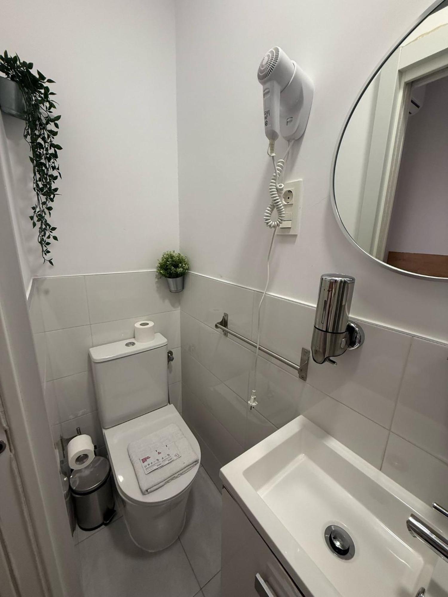 Hostal Esparteros مدريد المظهر الخارجي الصورة