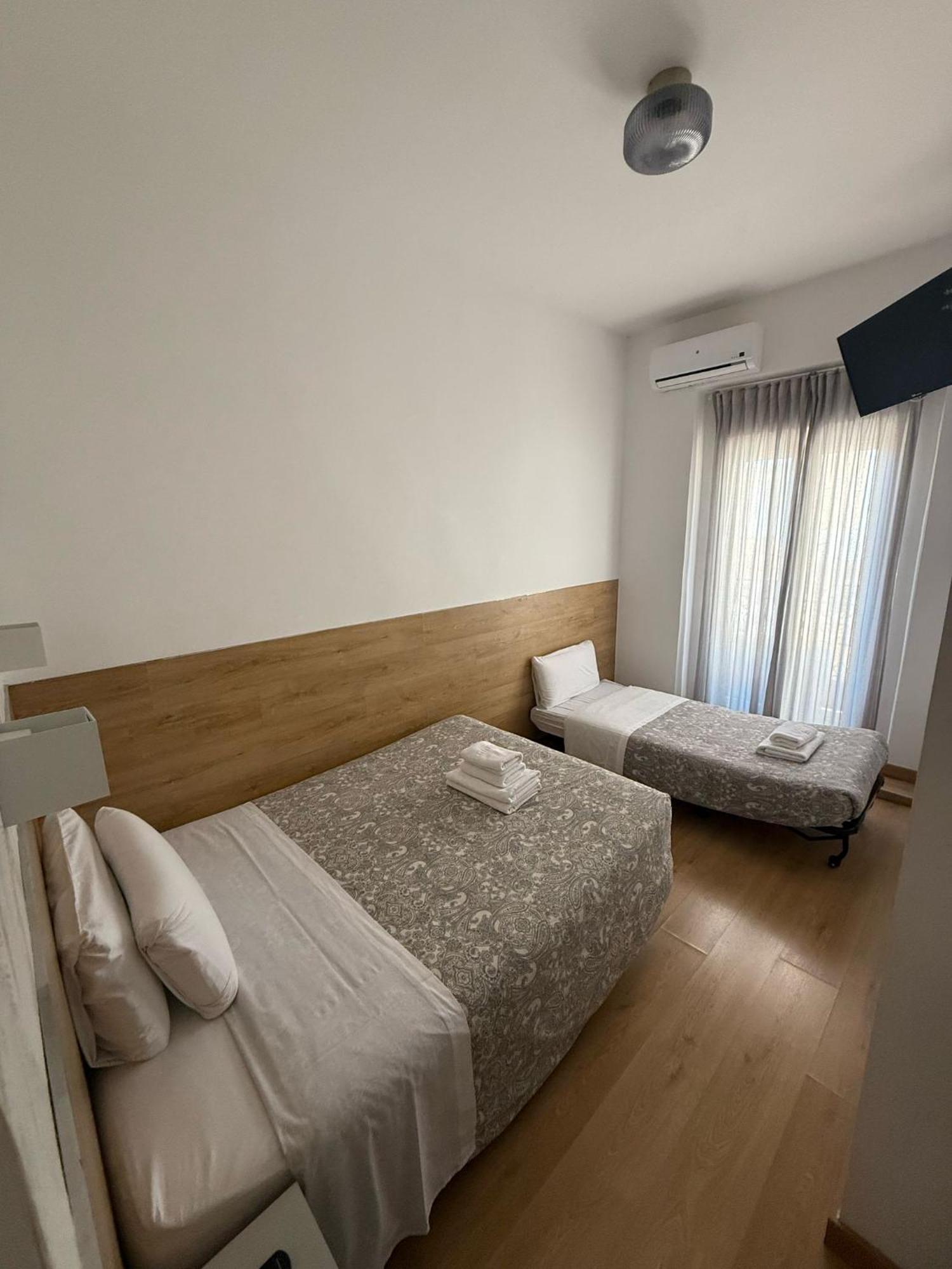 Hostal Esparteros مدريد المظهر الخارجي الصورة