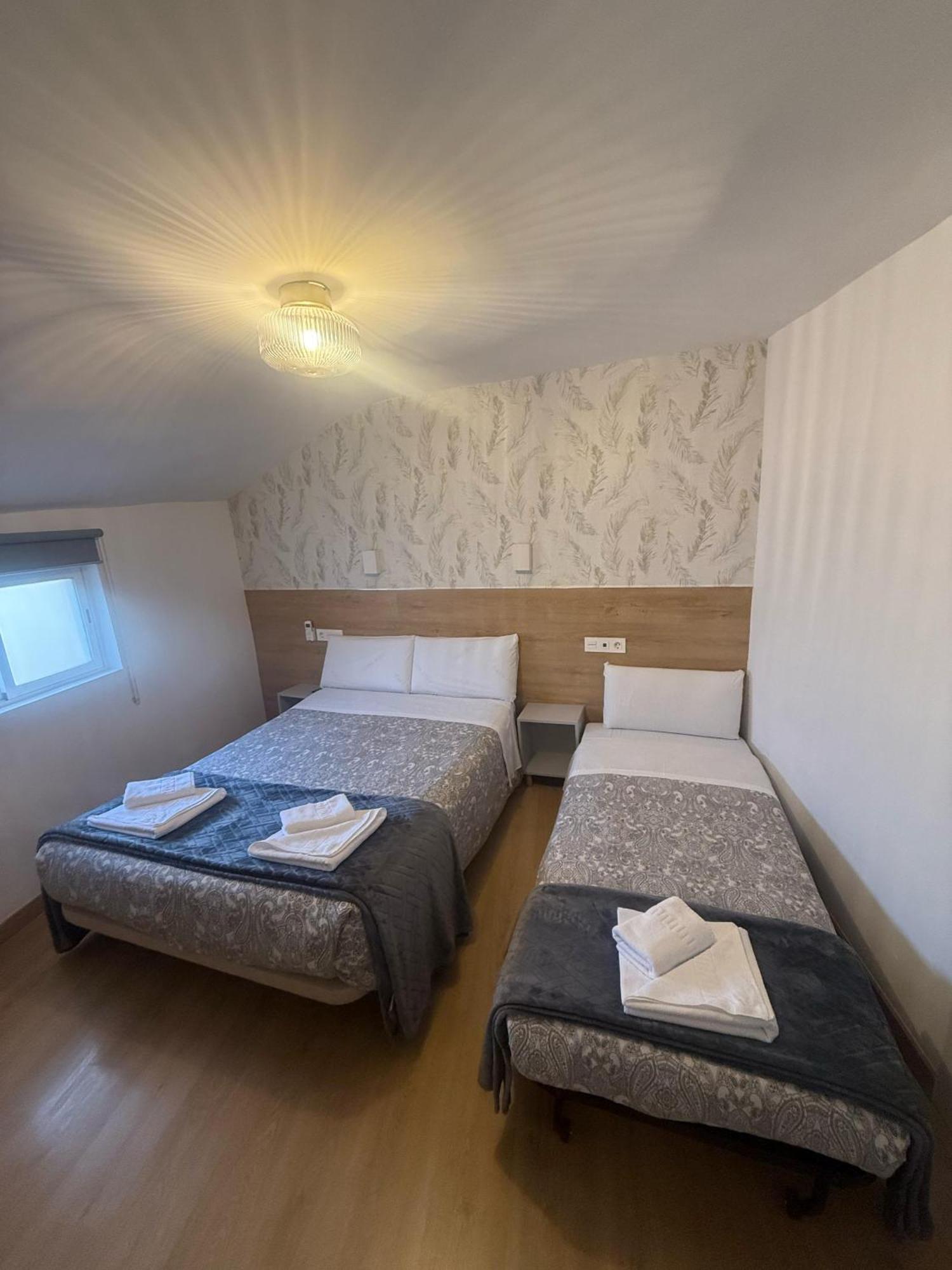 Hostal Esparteros مدريد المظهر الخارجي الصورة